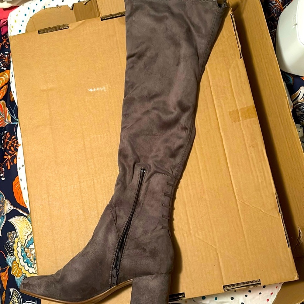 Over the knee Grey Boots